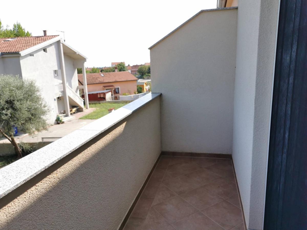 Apartment Dundo In Quiet Green Area Medulin Bagian luar foto