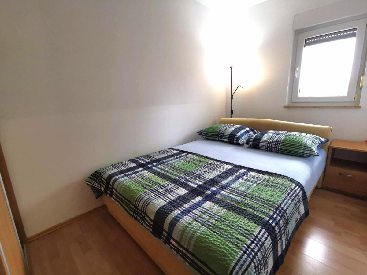 Apartment Dundo In Quiet Green Area Medulin Bagian luar foto